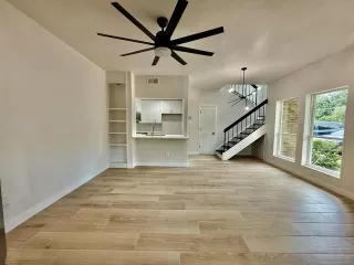 Photo #6: 21213906 Listing 