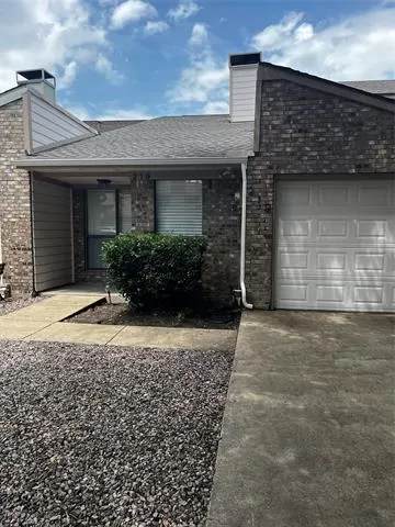 MLS: 21214481 Condo For Sale