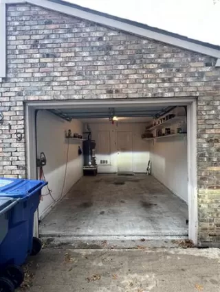 Photo #3: 21214481 Listing