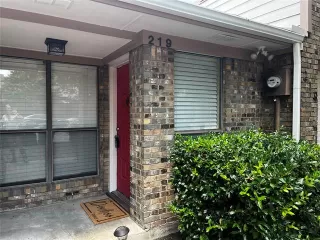 Photo #4: 21214481 Listing