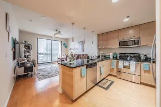 Photo #4: 21214689 Listing 