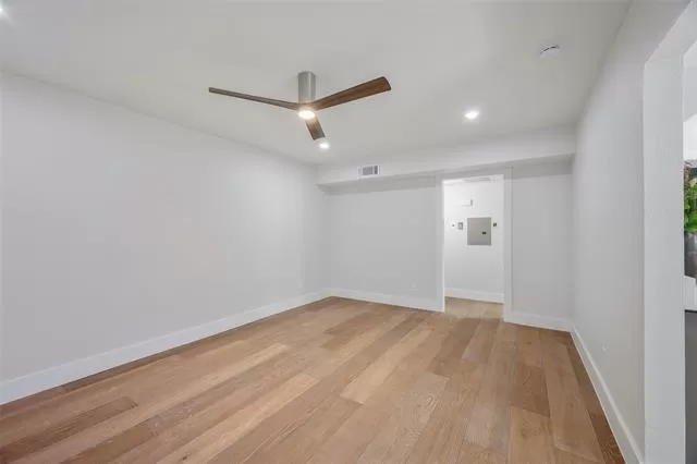 MLS: 21214862 Condo For Sale