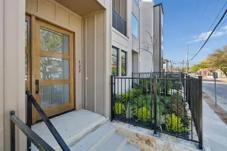 Photo #2: 21214947 Listing 