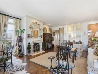 Photo #4: 21214971 Listing