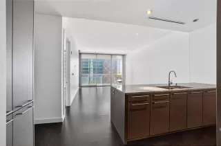 Photo #4: 21215170 Listing