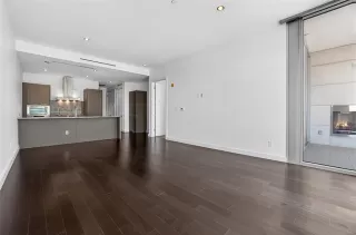 Photo #5: 21215170 Listing