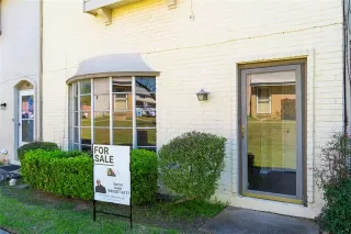 Primary Photo for MLS#: 21215608