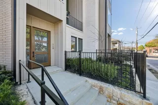 Photo #3: 21215617 Listing 
