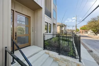 Photo #3: 21215696 Listing 