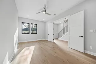 Photo #6: 21215696 Listing 