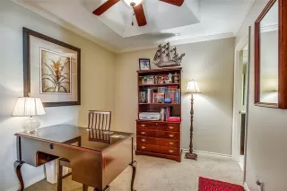 Photo #5: 21215833 Listing