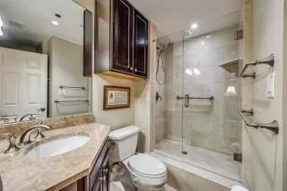 Photo #6: 21215833 Listing