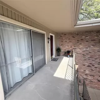 Photo #2: 21216124 Listing 