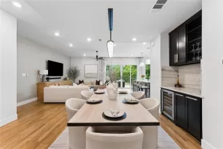 Photo #6: 21216156 Listing 