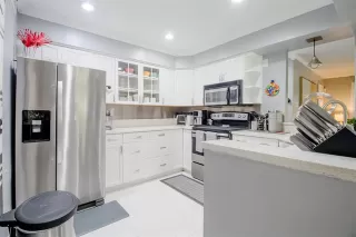 Photo #6: 21216298 Listing 