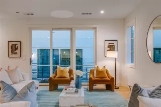 Photo #5: 21216324 Listing 