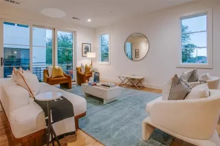 Photo #6: 21216324 Listing 