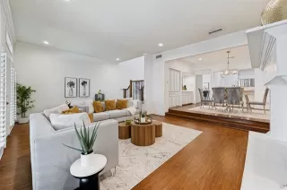 Photo #5: 21216587 Listing