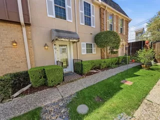 Photo #2: 21216712 Listing 