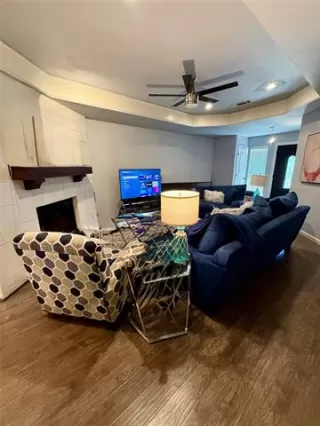 Photo #3: 21216795 Listing