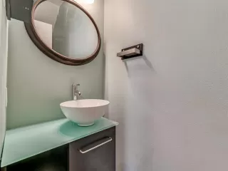 Photo #5: 21217195 Listing 