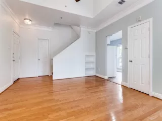 Photo #6: 21217195 Listing 