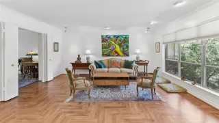 Photo #3: 21217463 Listing 