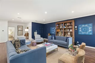 Photo #4: 21217599 Listing 