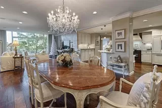 Photo #2: 21217667 Listing