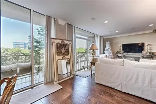 Photo #6: 21217667 Listing