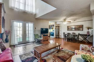 Photo #4: 21217819 Listing 