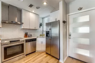 Photo #6: 21217843 Listing 