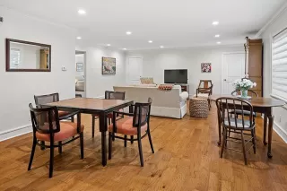 Photo #6: 21217894 Listing 