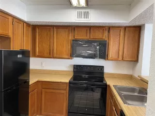 Photo #4: 21217989 Listing 