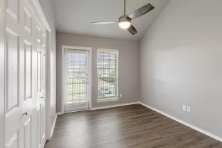 Photo #6: 21218196 Listing