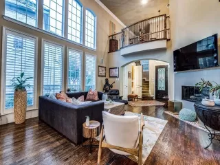 Photo #5: 21218289 Listing 