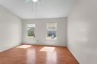 Photo #4: 21218469 Listing 