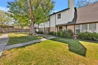 Photo #2: 21218533 Listing