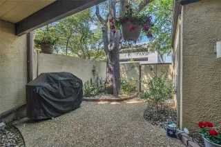 Photo #4: 21218555 Listing