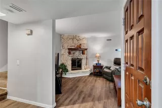 Photo #5: 21218555 Listing