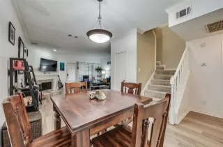 Photo #4: 21218804 Listing 