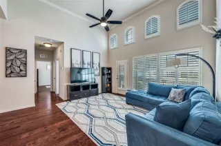 Photo #5: 21219042 Listing 