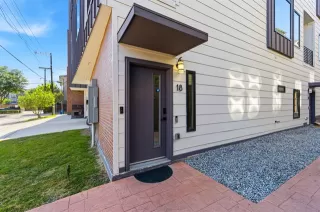 Photo #2: 21219101 Listing 