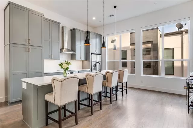 MLS: 21219304 Condo For Sale