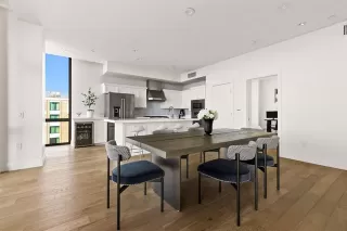 Photo #4: 21220124 Listing 