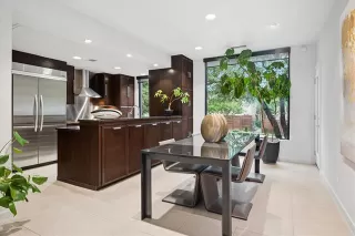 Photo #2: 21220165 Listing 