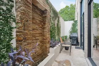 Photo #5: 21220165 Listing 