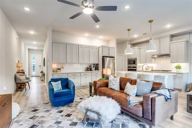 MLS: 21220217 Condo For Sale