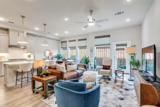 Photo #2: 21220217 Listing 