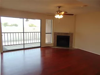 Photo #2: 21220351 Listing